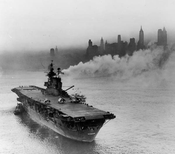 Enterprise CV-6 approaches New York City for the October 1945 Navy Day celebration.